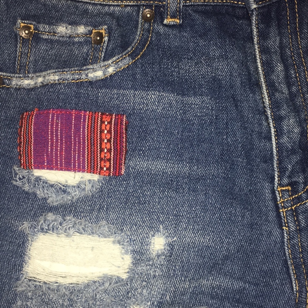 Bullhead Denim Co Mom Short - Picture 3 of 5